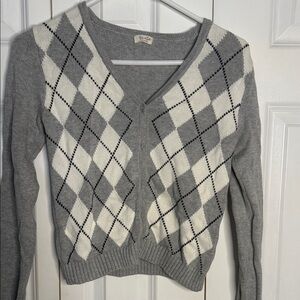 Brandy Melville Gray and White Argyle Cardigan
